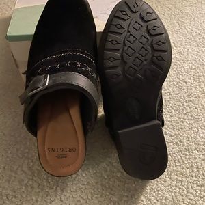 Brand new shoes size 7.